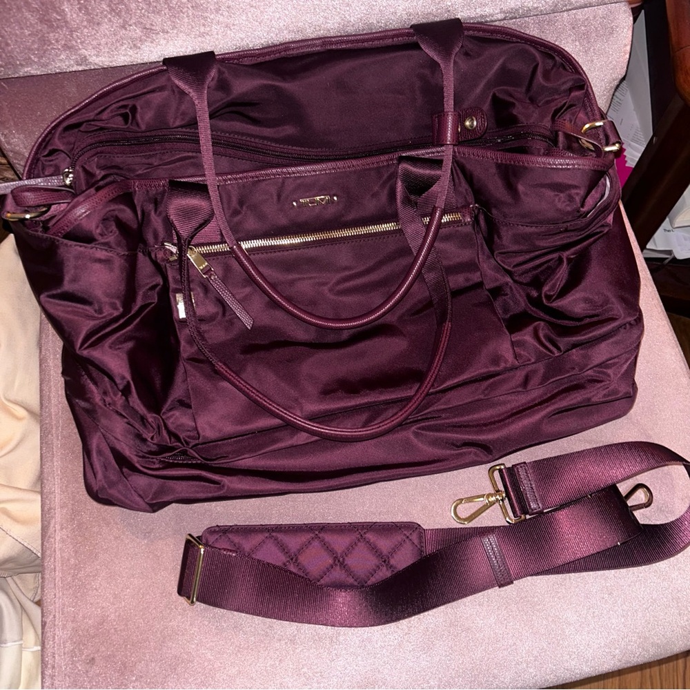 TUMI Cleary Voyager Travel Work Duffel Bag Burgundy Maroon Purple Wine Carry On